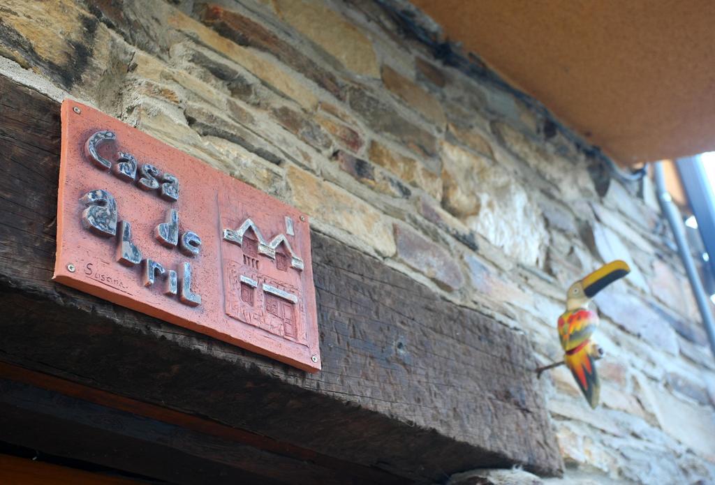 Casa De Abril 1 Pensionat San Cristobal de Valdueza Exteriör bild