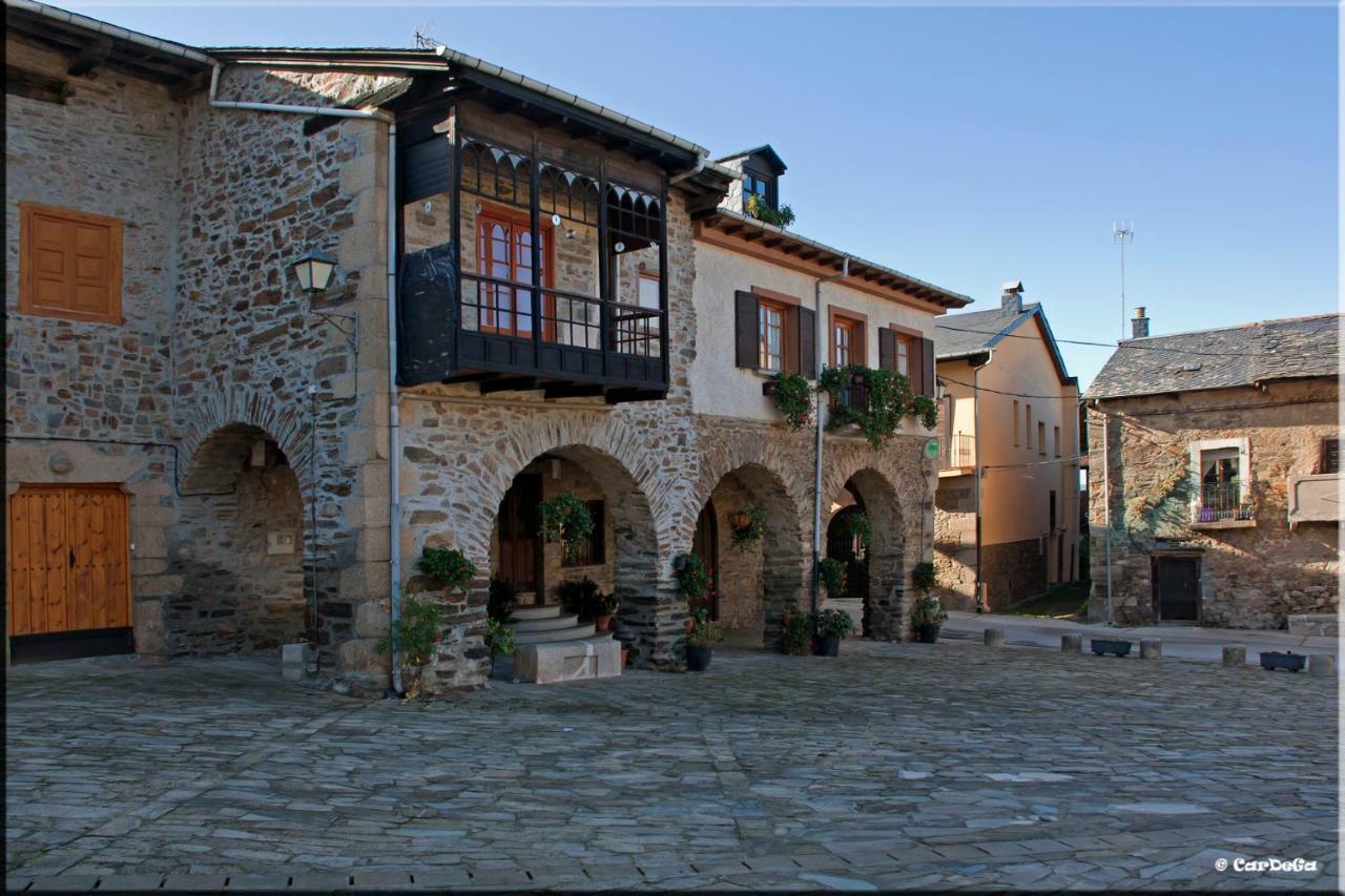 Casa De Abril 1 Pensionat San Cristobal de Valdueza Exteriör bild