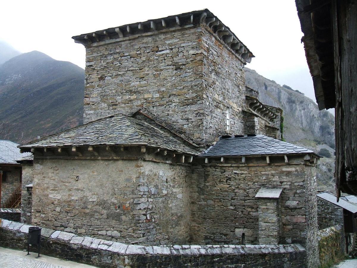 Casa De Abril 1 Pensionat San Cristobal de Valdueza Rum bild